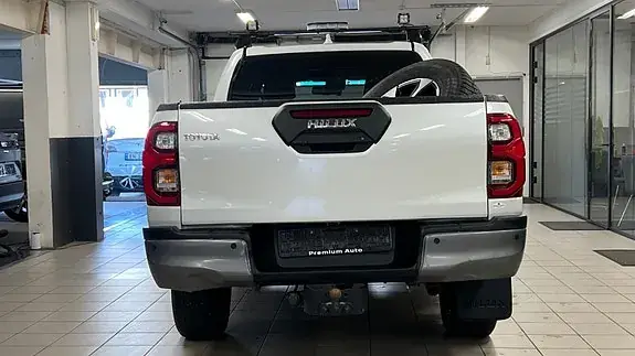 Toyota Hilux 2024 photo 4