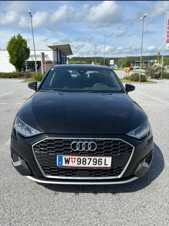 Audi A3 2022 photo 2