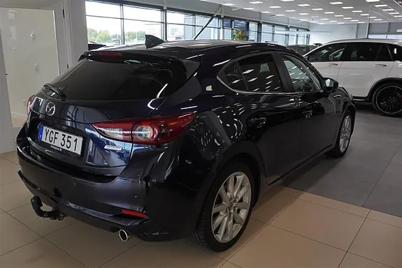Mazda 3 2016 photo 3
