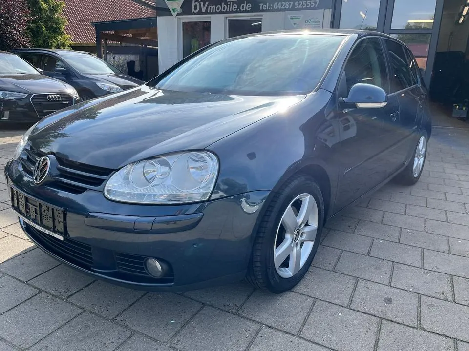 Volkswagen Golf V