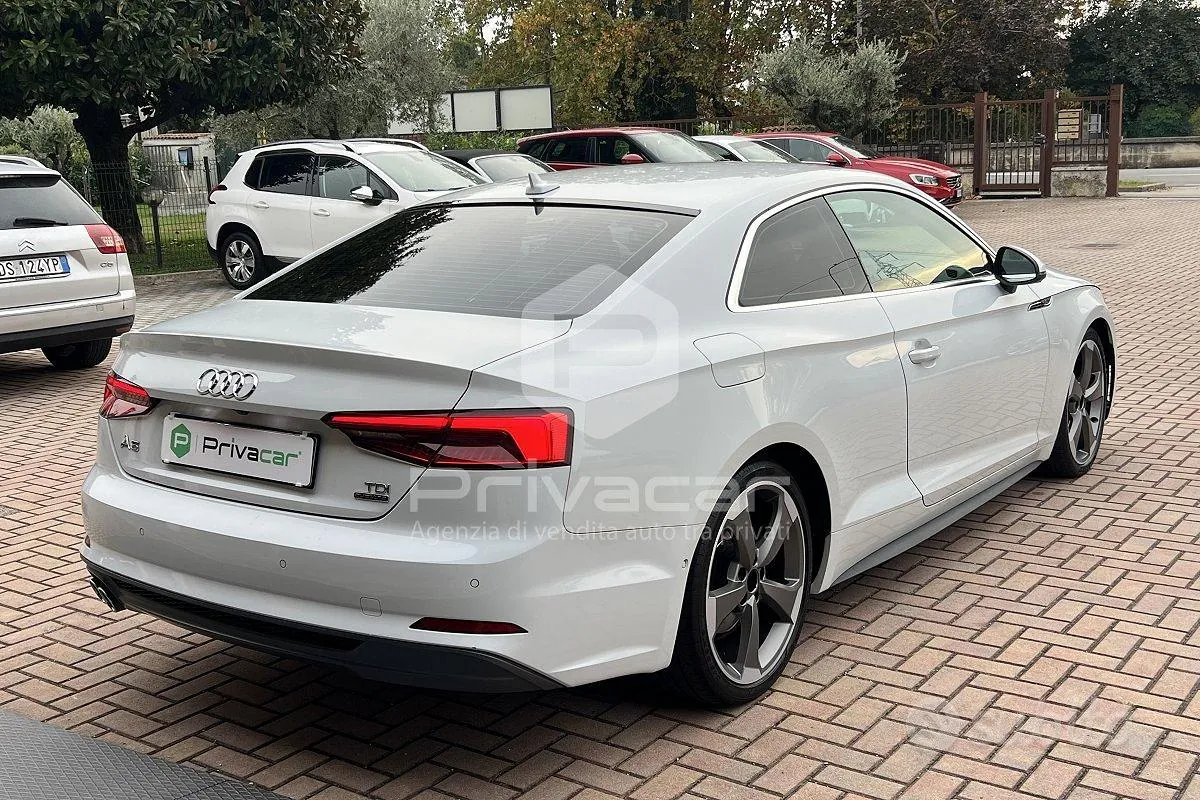 Audi A5 2016 photo 5