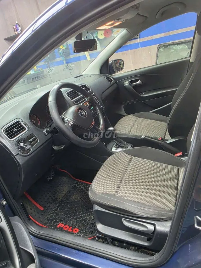 Volkswagen Polo 2014 photo 2