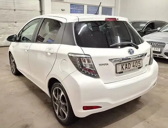 Toyota Yaris 2014 photo 5