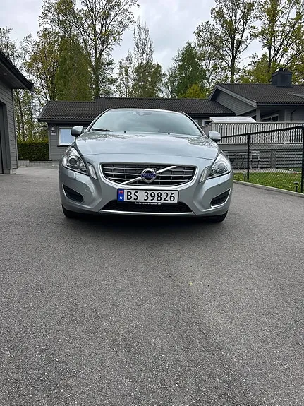 Volvo V60 2012 photo 4