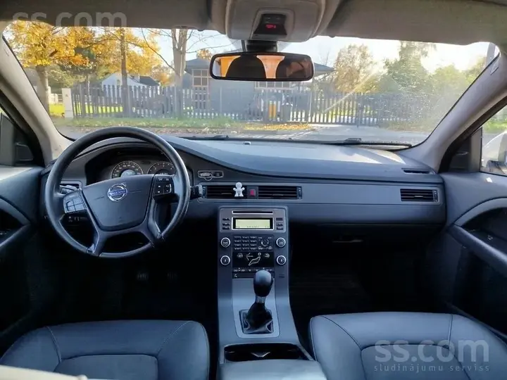 Volvo V70