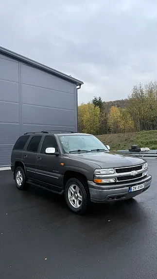 Chevrolet Tahoe 2001 photo 2