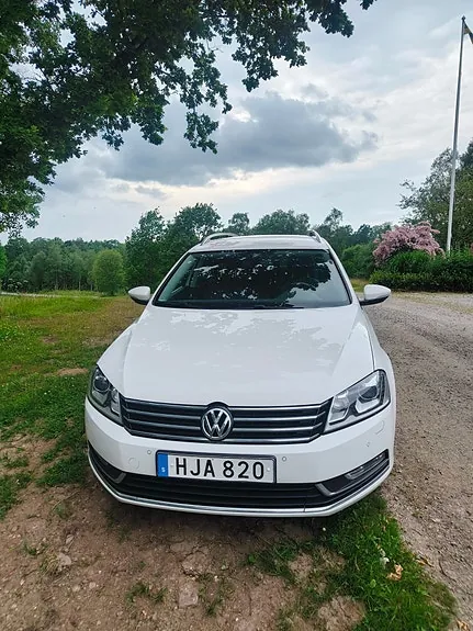 Volkswagen Passat 2014 photo 2