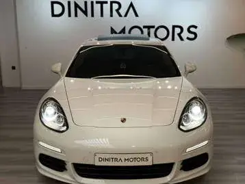 Porsche Panamera 2014 photo 2