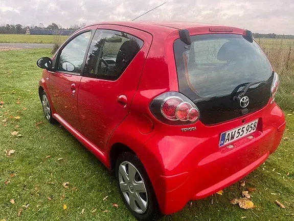 Toyota Aygo 2010 photo 4
