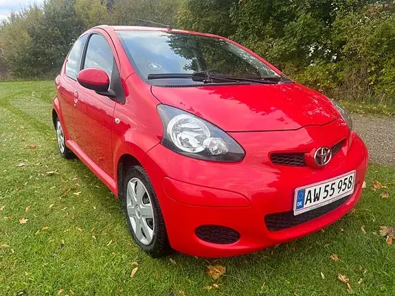 Toyota Aygo 2010 photo 2