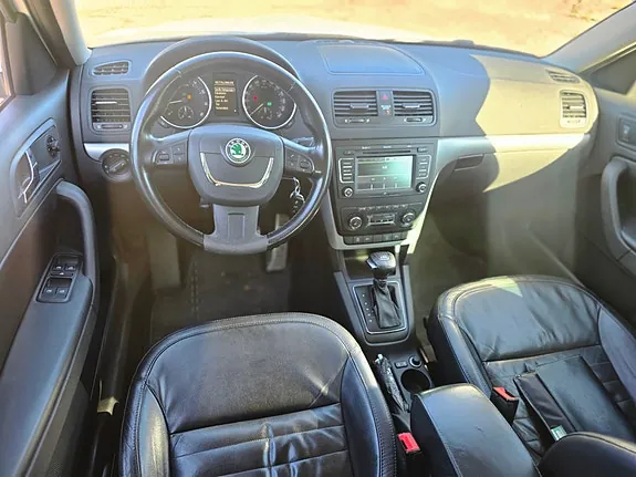 Skoda Yeti 2012 photo 2