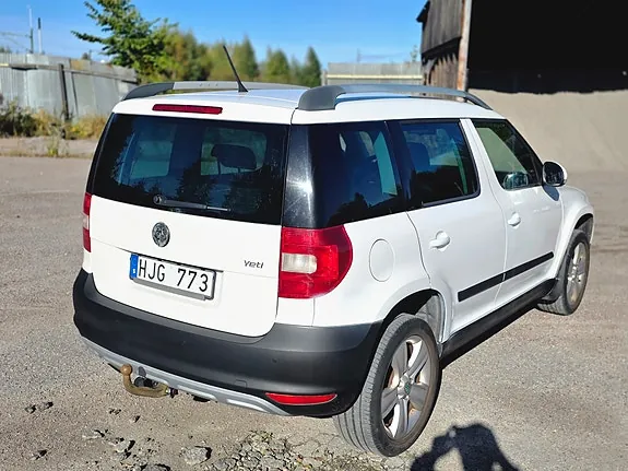 Skoda Yeti 2012 photo 4