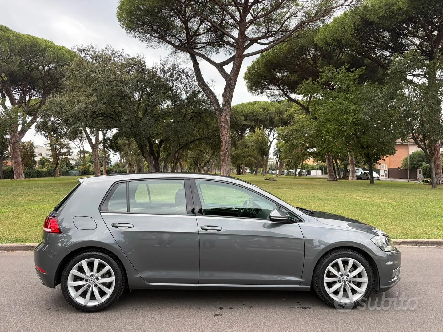 Volkswagen Golf 2018 photo 2