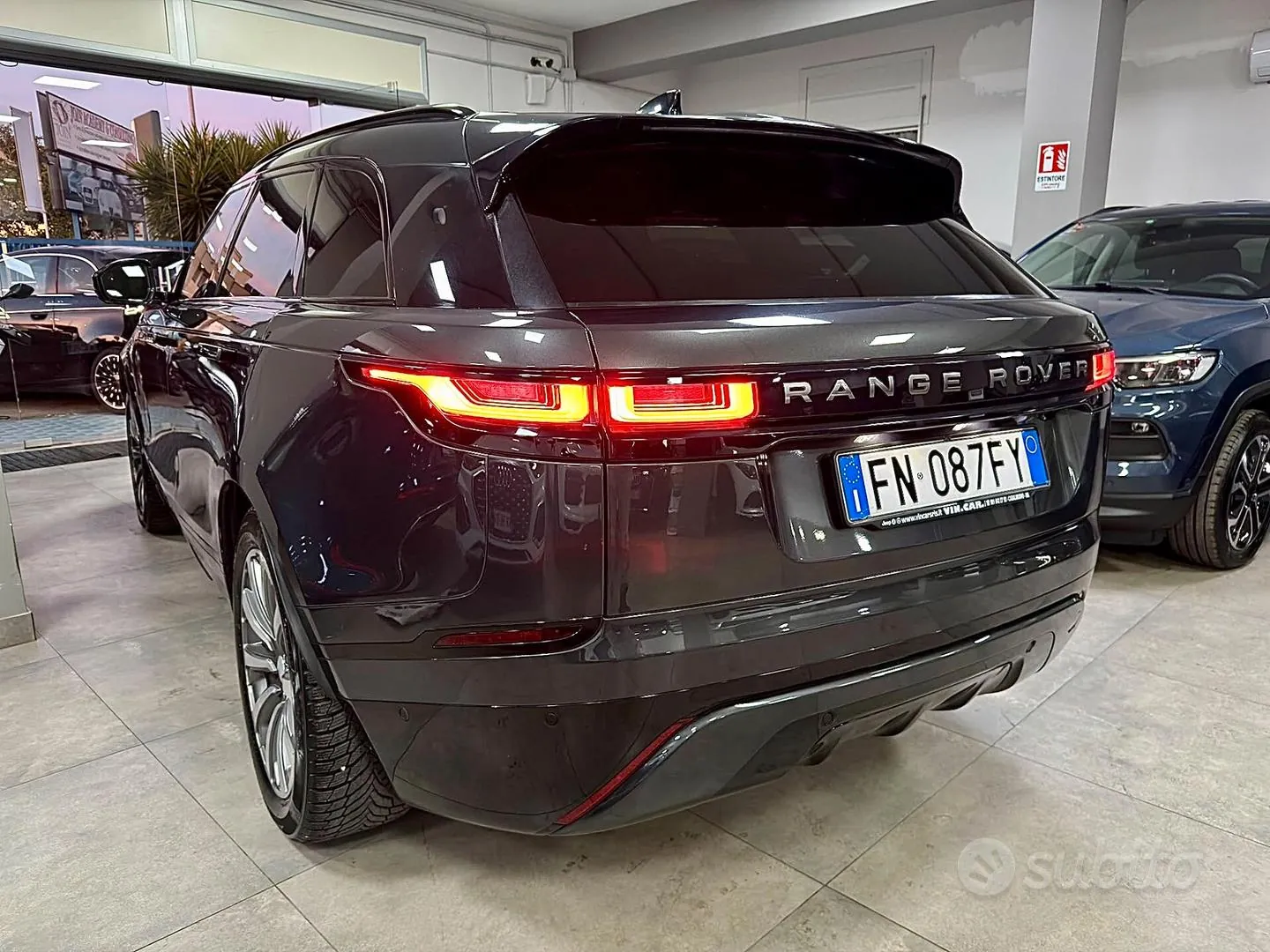 Land Rover Range Rover Velar 2018 photo 4