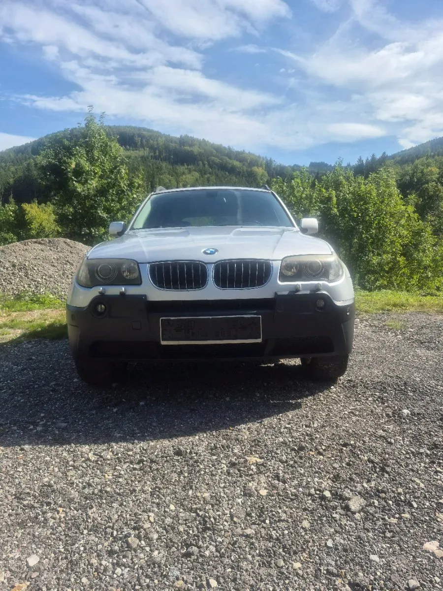 BMW X3 2005 photo 2