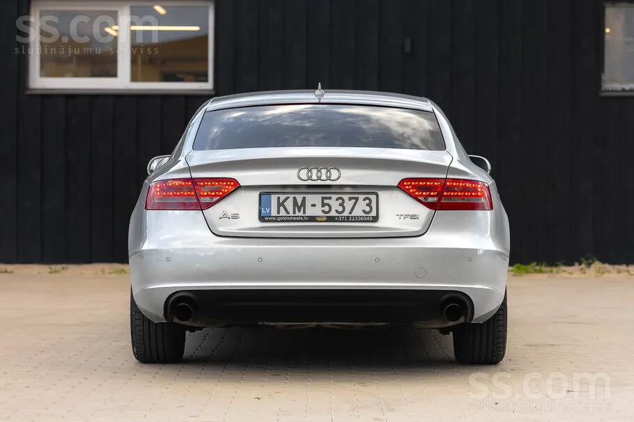 Audi A5 2011 photo 5
