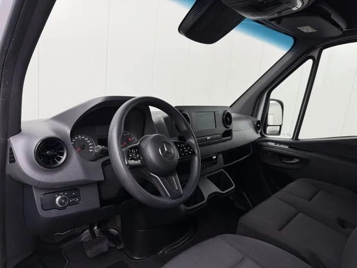 Mercedes-Benz Sprinter 2021 photo 3