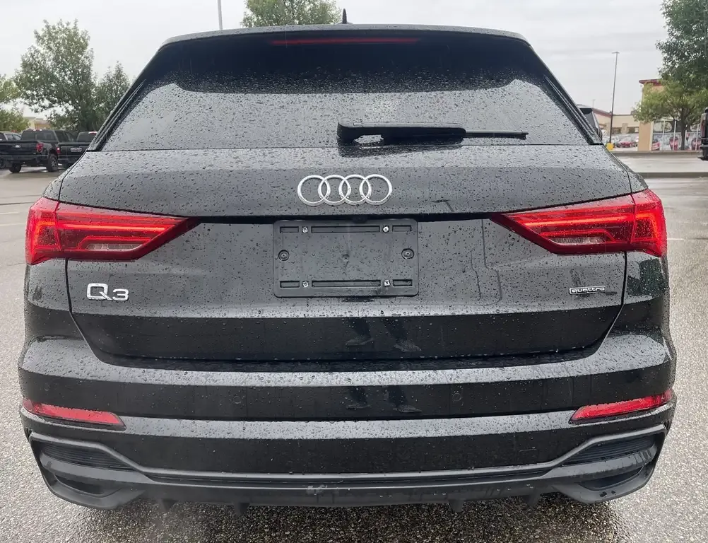 Audi Q3 2025 photo 4