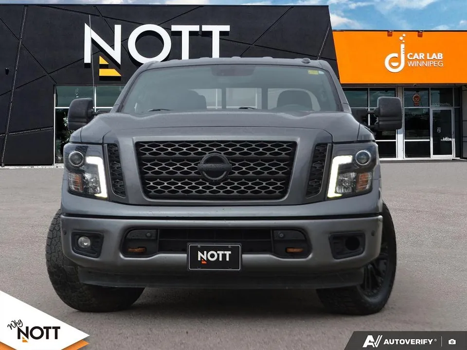 Nissan Titan 2018 photo 2