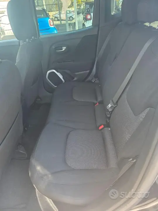 Jeep Renegade 2016 photo 5