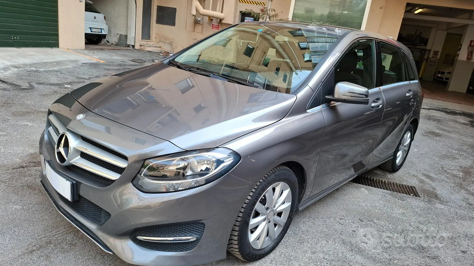 Mercedes-Benz B 180 2017 photo 2