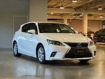 Lexus Ct 200H 2014 photo 2