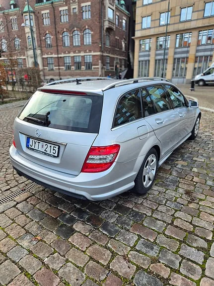 Mercedes-Benz C180 2010 photo 4