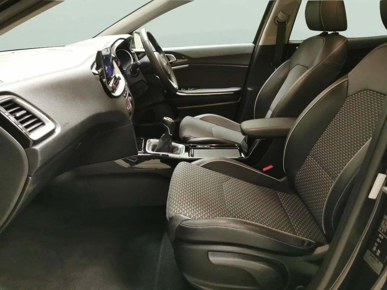 Kia Xceed 2021 photo 4