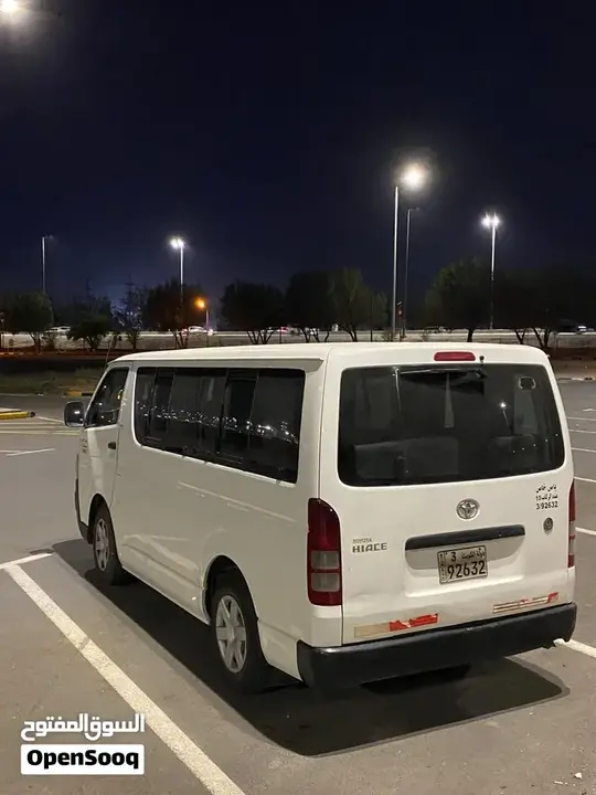 Toyota Hiace 2006 photo 2