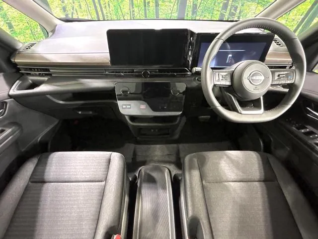 Nissan Serena 2026 photo 2