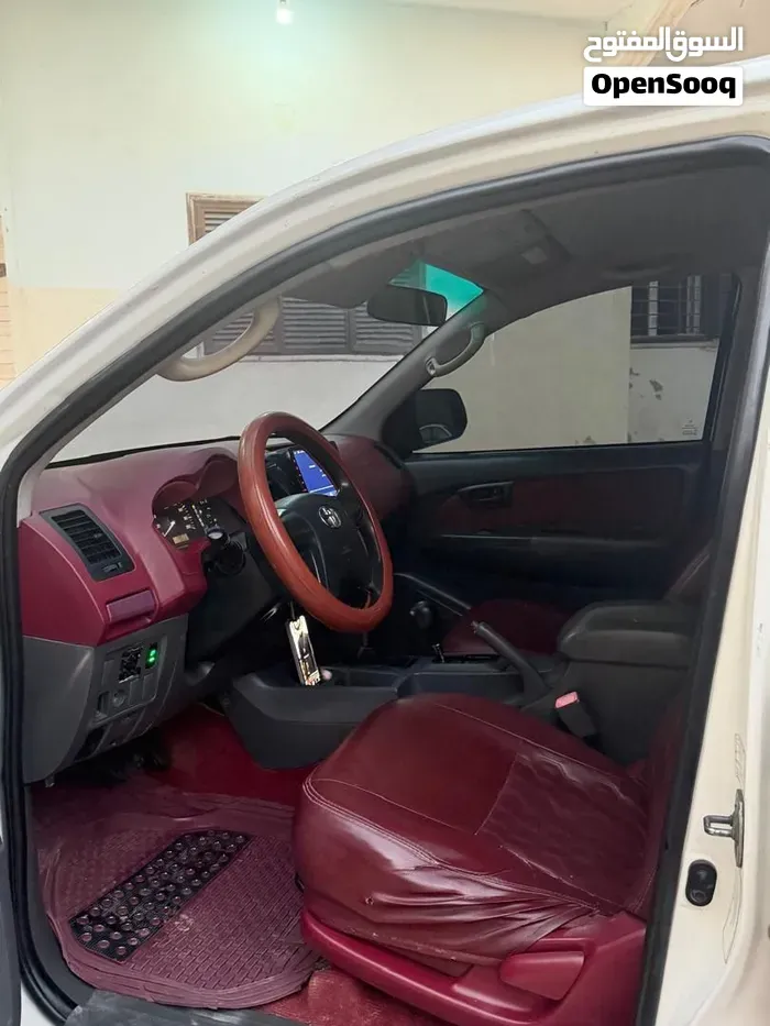 Toyota Hilux 2014 photo 3
