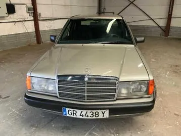 Mercedes-Benz 190 1991 photo 2