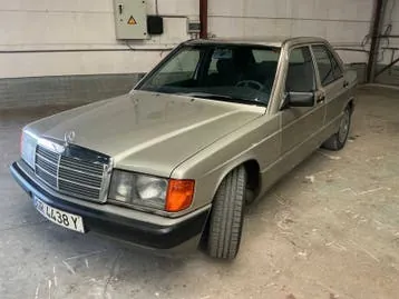 Mercedes-Benz 190