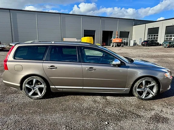 Volvo V70 2012 photo 4