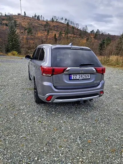 Mitsubishi Outlander 2017 photo 5