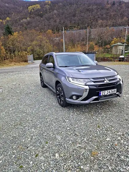 Mitsubishi Outlander 2017 photo 4