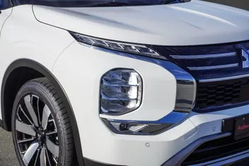 Mitsubishi Outlander 2026 photo 5
