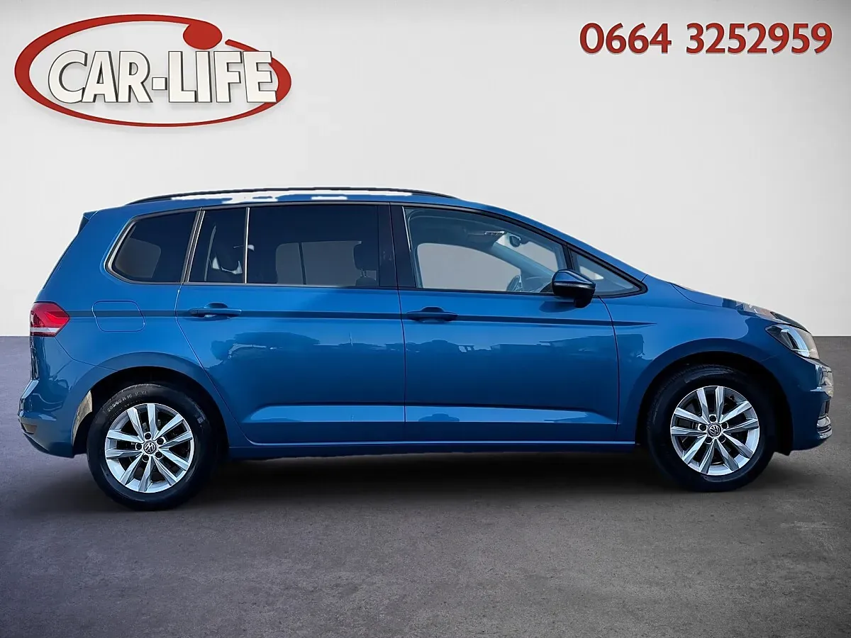 Volkswagen Touran 2018 photo 3