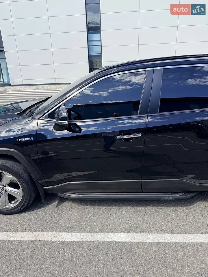 Toyota Rav4 2020 photo 3