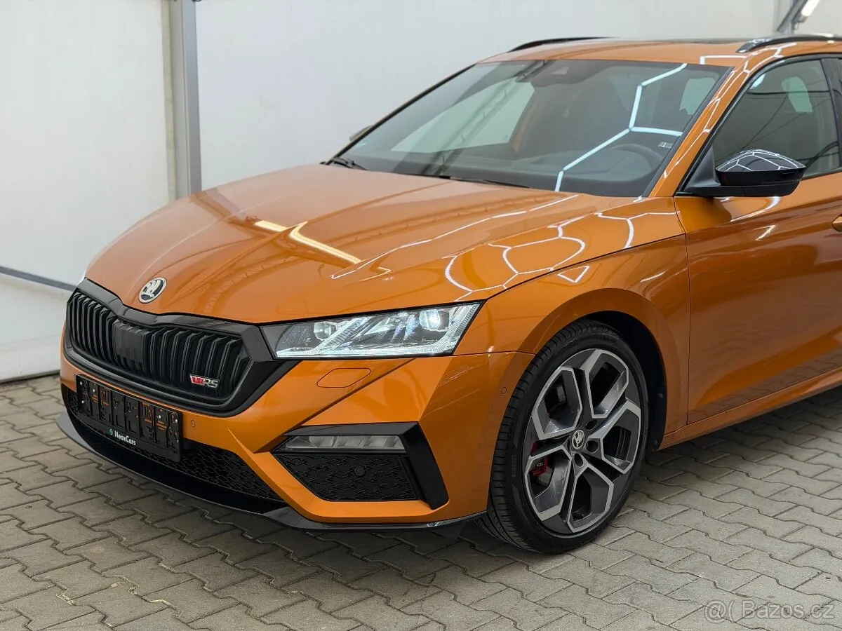 Skoda Octavia 2023 photo 2