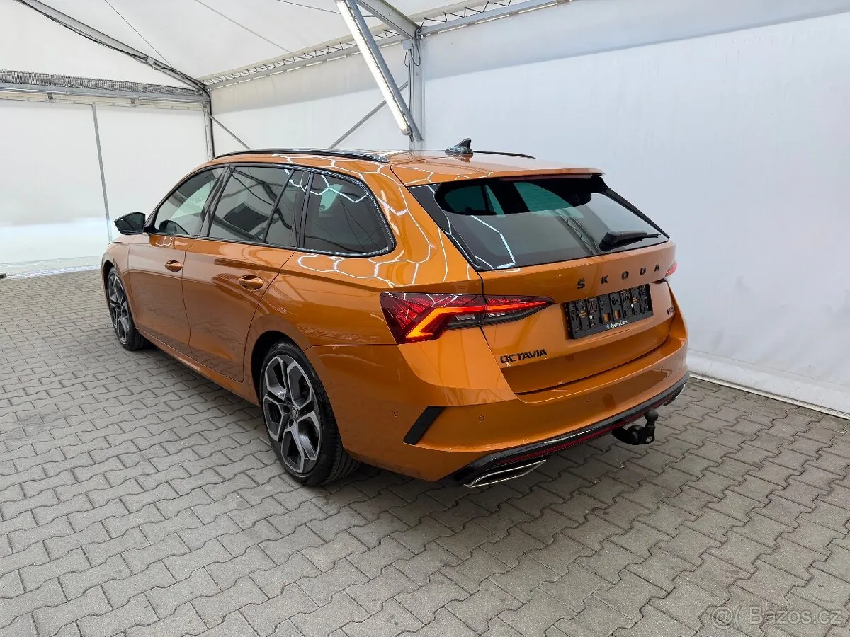 Skoda Octavia 2023 photo 4