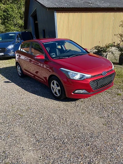 Hyundai I20 2017 photo 2