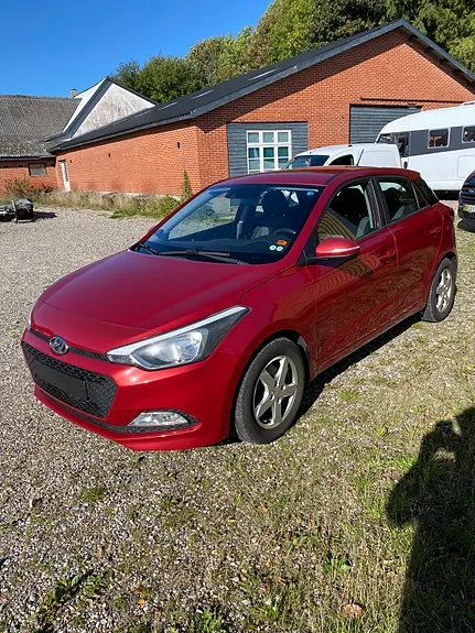 Hyundai I20 2017 photo 3