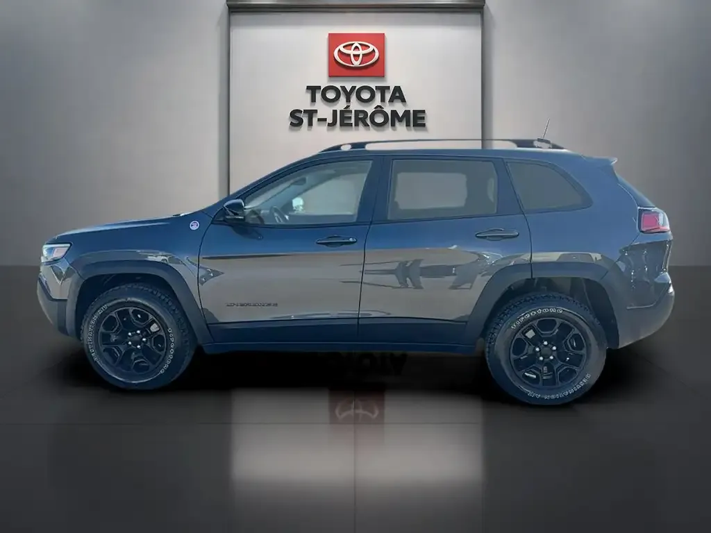 Jeep Cherokee 2022 photo 2