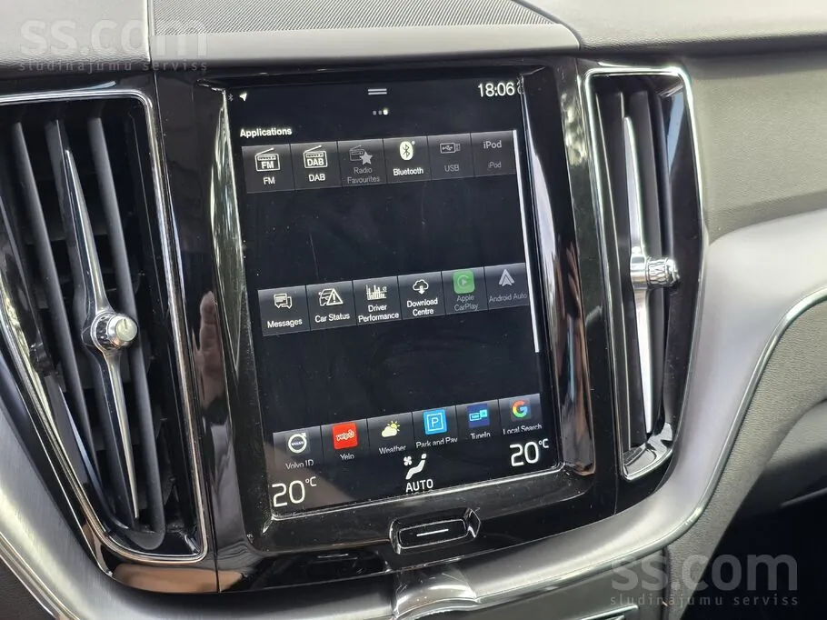 Volvo Xc60 2019 photo 4