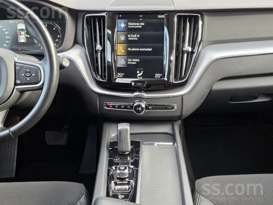 Volvo Xc60 2019 photo 3