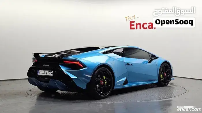 Lamborghini Huracán 2023 photo 2