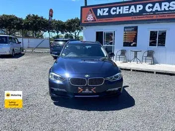 BMW 320I 2013 photo 3
