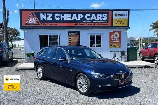BMW 320I