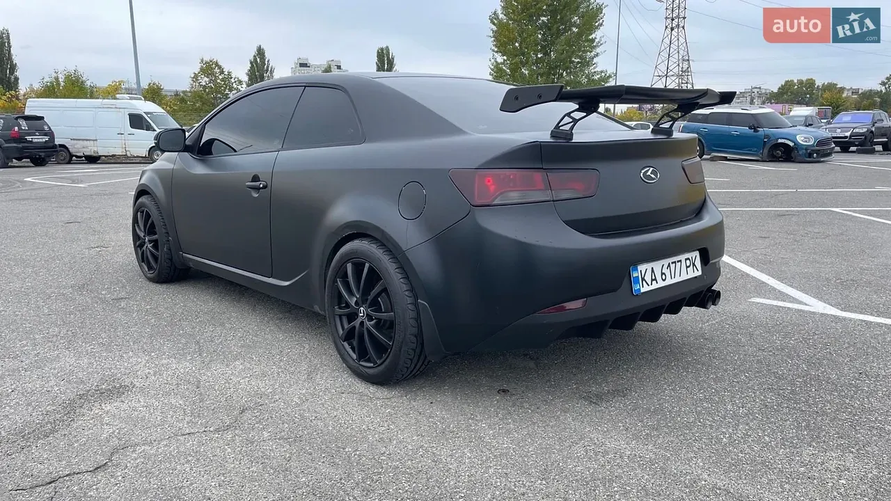 Kia Cerato 2011 photo 2